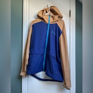 Cotopaxi Blue and Tan Windbreaker